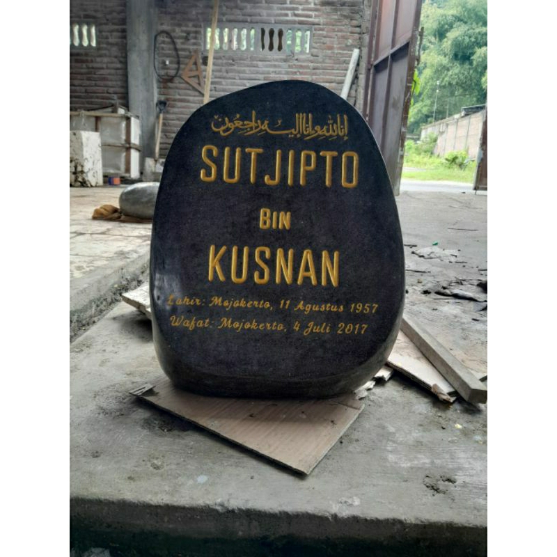 nisan makam batu alam/papan nama makam