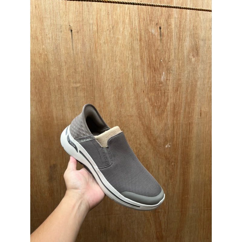 Skechers archfit slip in
