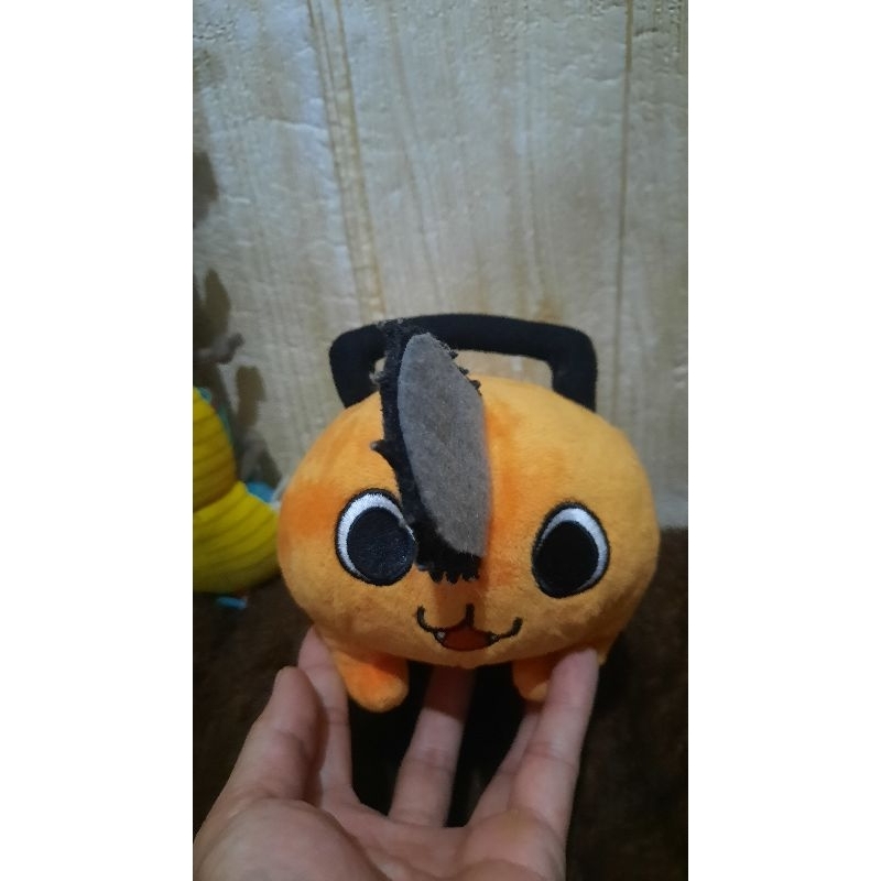 Boneka Pochita chainsaw man ori