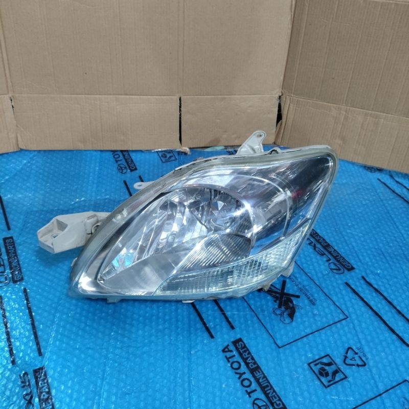 Headlamp Lampu Depan Mobil Toyota Vios 2010 HID Original Kiri