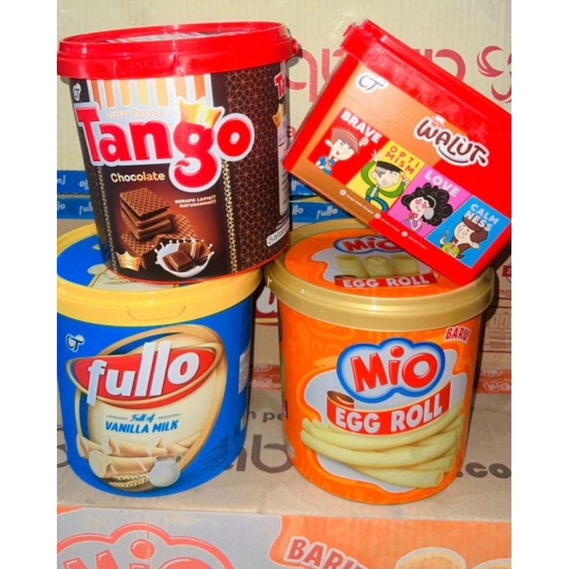 

Tango wafer coklat Jar toples 240gram exp 08-2026 aneka jajan timba Fullo / Wallut / Egg roll timba