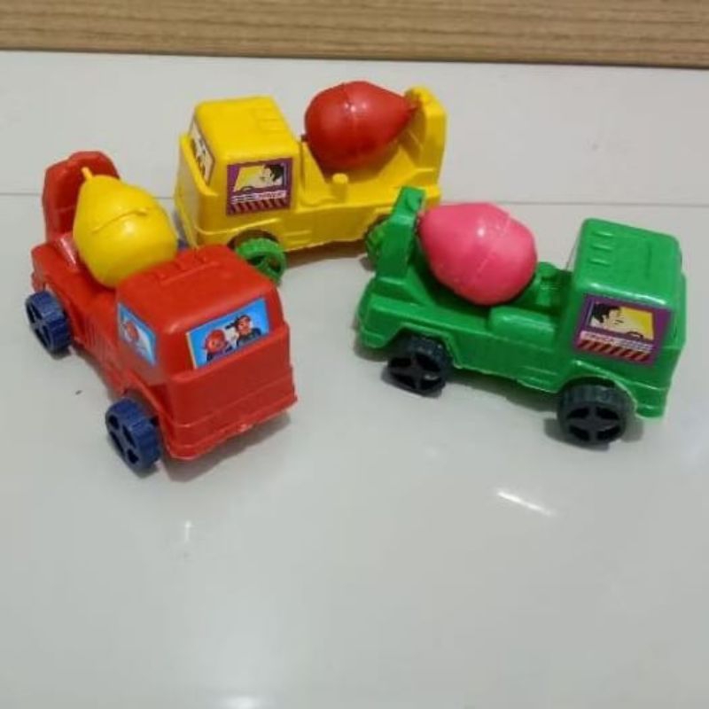 Mainan Truk Molen Mini