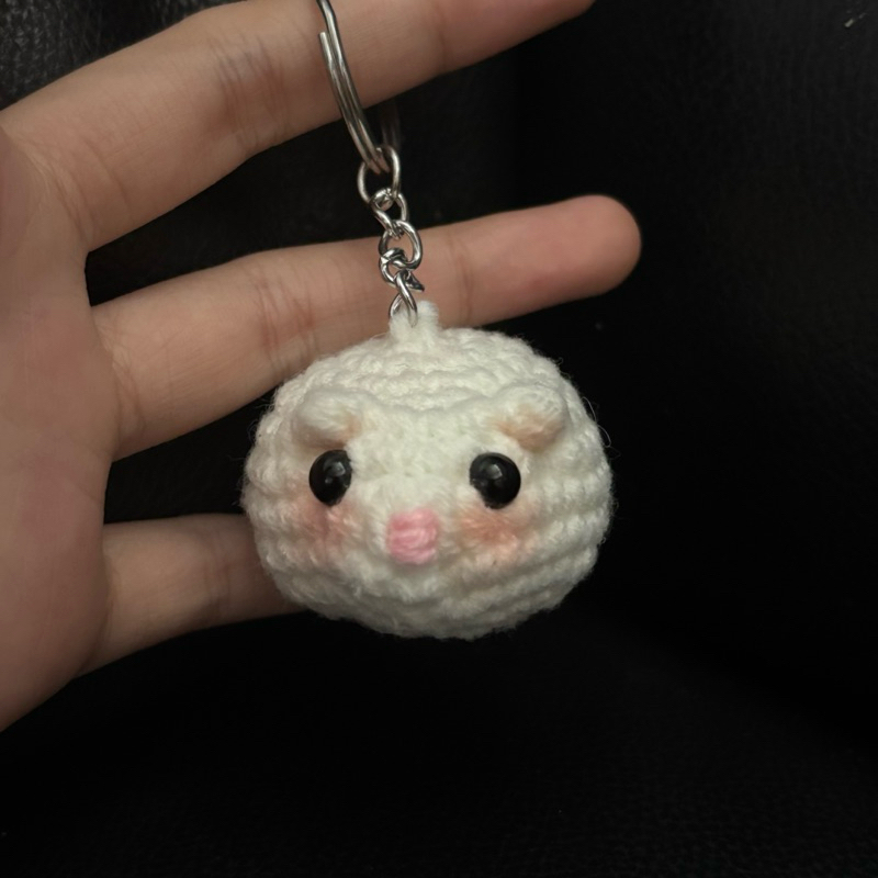 mini hamster amigurumi keychain