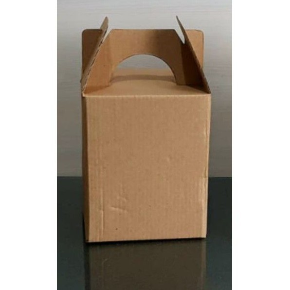 

Gable Box Eflute (Uk. 12,5 x 12,5 x Tinggi 15 cm)