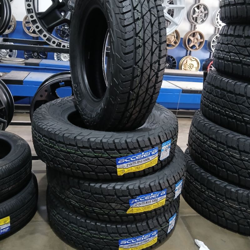 Ban Mobil Kasar At Accelera 215 75 R15