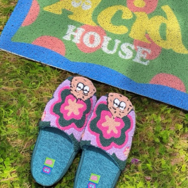 Snub n Friends - Plush Slippers