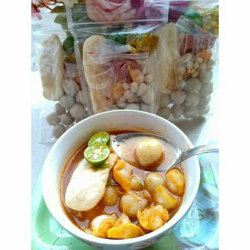 

Baso Bakso Aci biasa Komplit Instant Kataji / Boci Si Mana Lagi baso aci termurah makanan berkuah segar