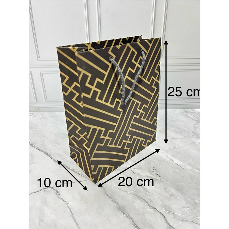

(1 Lusin = 12 Pcs) Paperbag R6 uk. 20x25 cm / Paperbag hajatan / Paperbag souvenir / Goodie bag