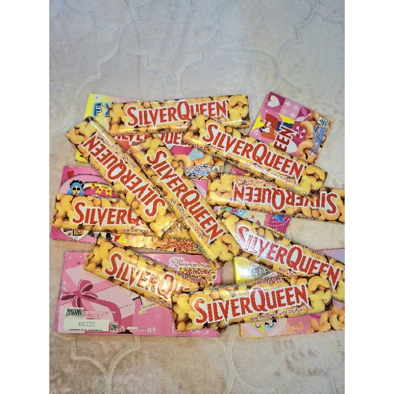 

Coklat Silverqueen Milk Chocholate With Casheews