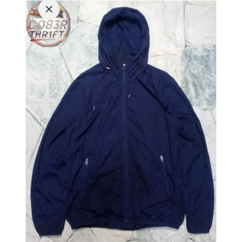 jacket running "Zara Men"