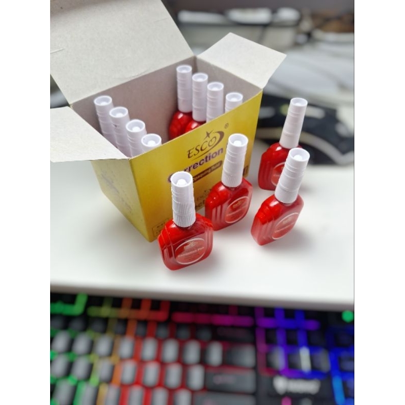 

1 Box isi 12 Pcs Tipe Ex Cair Esco/Correction Pen/Tip X Basah