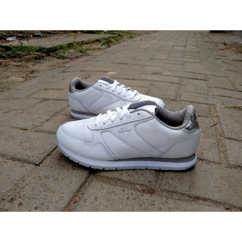 jual sepatu slazenger original