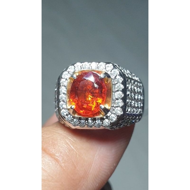 Natural Spessartite Garnet (mandarin garnet)