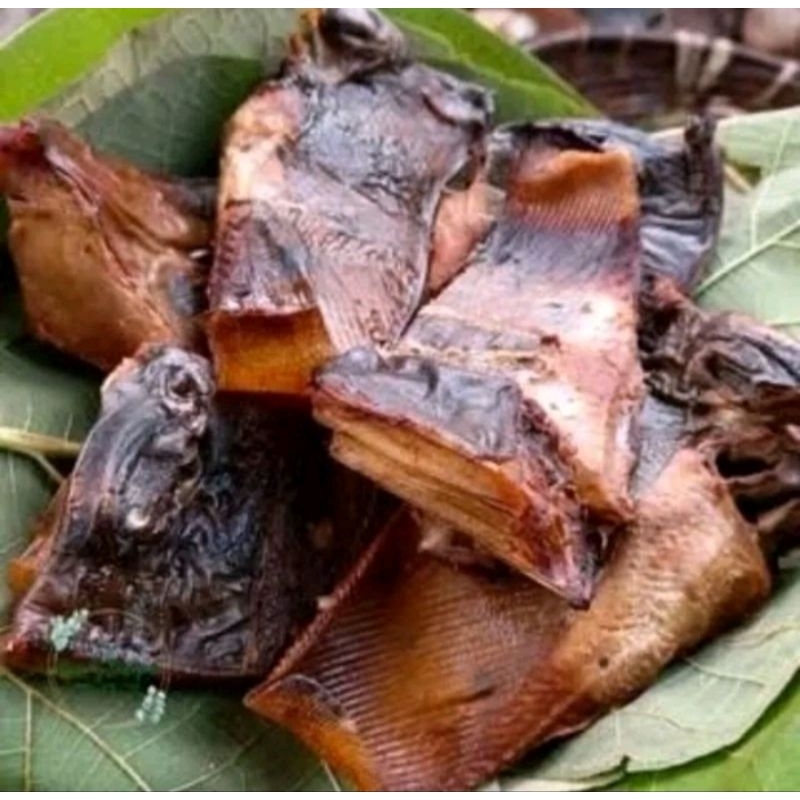 

Ikan pari asap 1 pcs..