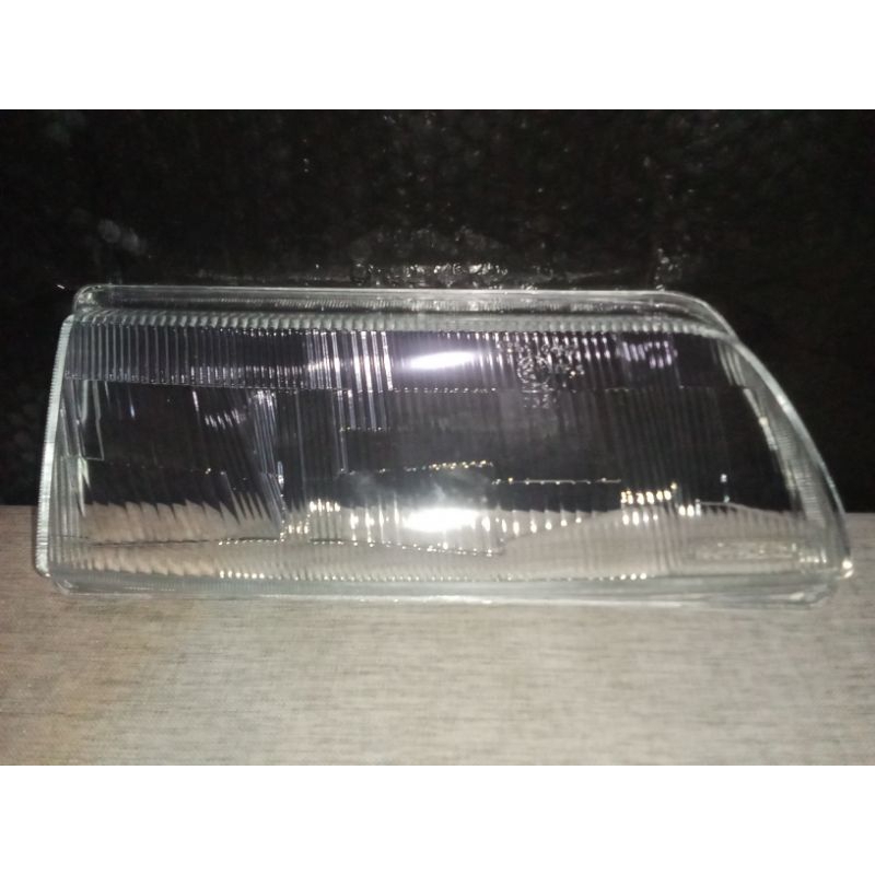mika kaca lampu depan / mika kaca headlamp depan Honda Grand Civic thn.1988-1989 merk TYC bagian kan