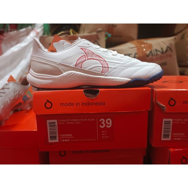 SEPATU FUTSAL ORTUSEIGHT CATALYST VISION V5 IN K LEA