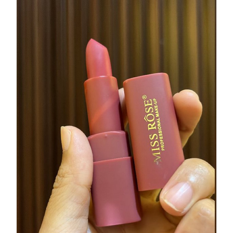 Miss Rose Matte Lipstik vit E