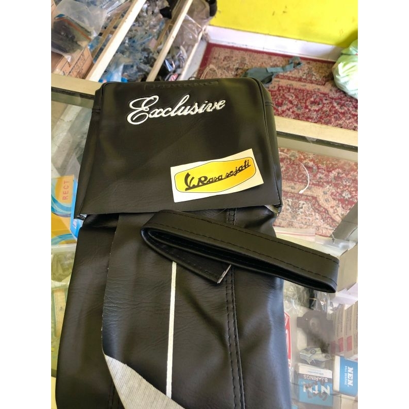 Cover jok sarung jok kulit jok vespa exclusive