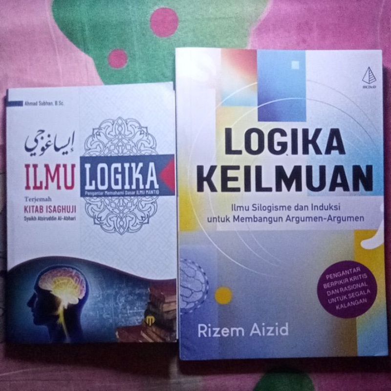 (Preloved) Paket Bundling Logika (1) Logika Keilmuan (2) Ilmu  Logika Isaghuji