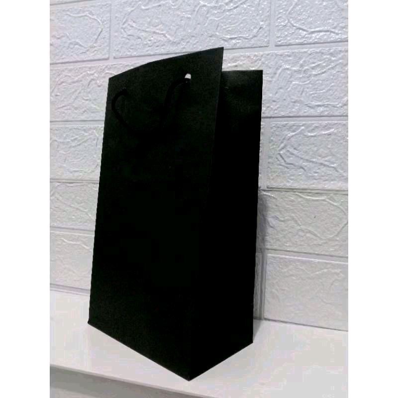 

S (S52) PAPER BAG POLOS WARNA HITAM DAN COKLAT BESAR/ PAPERBAG SOUVENIR