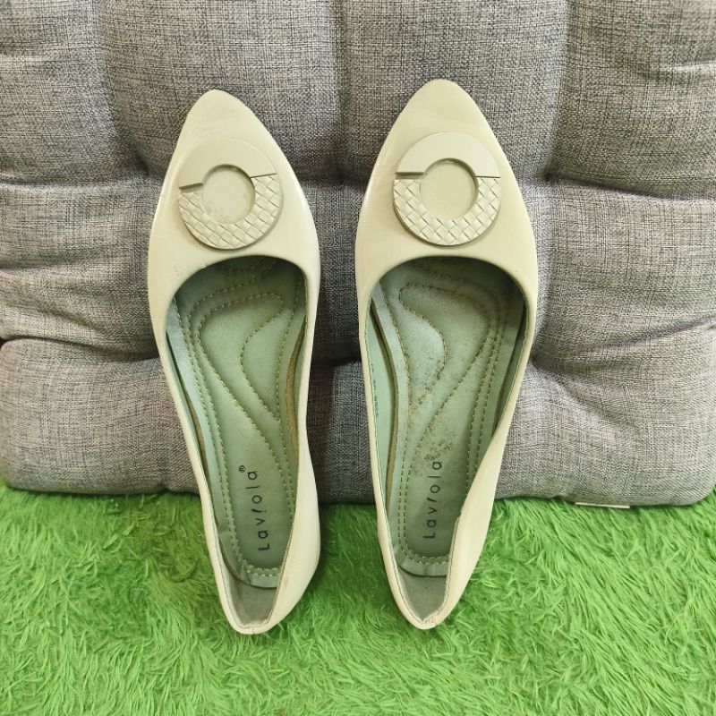 LAVIOLA Flat Shoes