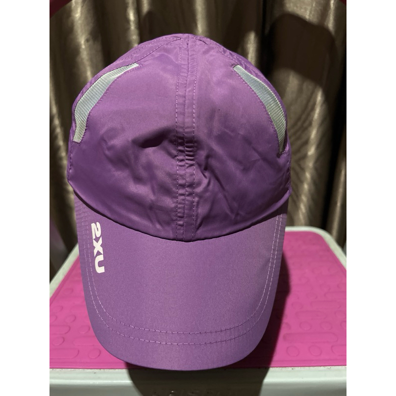 Topi Lari/Running Cap 2XU warna Ungu Muda/Lavender-Kondisi Baru/BrandNEW-100%original