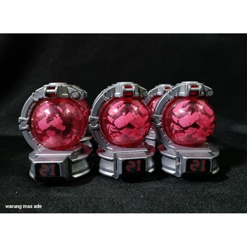 DX KANI KYUTAMA NOMOR 21 - UCHU SENTAI KYURANGER POWER RANGER KYURANGER