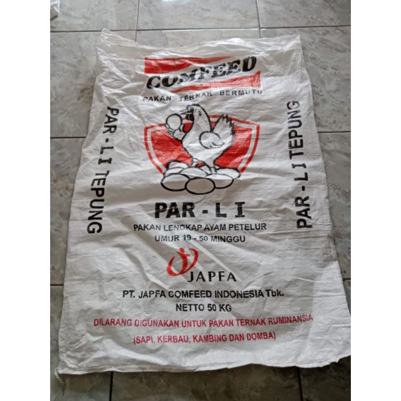 (Paket isi 5) Karung bekas pakan ayam 50 kg