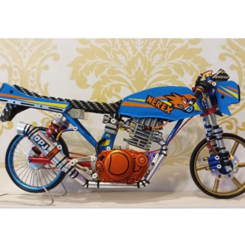 miniatur motor drag bike Honda gl pro 100 CC