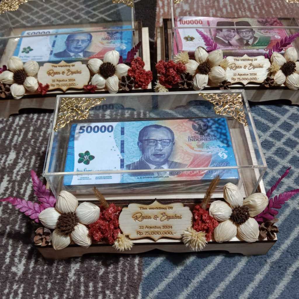 Kotak Uang Mahar Rustik Organizer Pernikahan Kayu Dan Akrilik