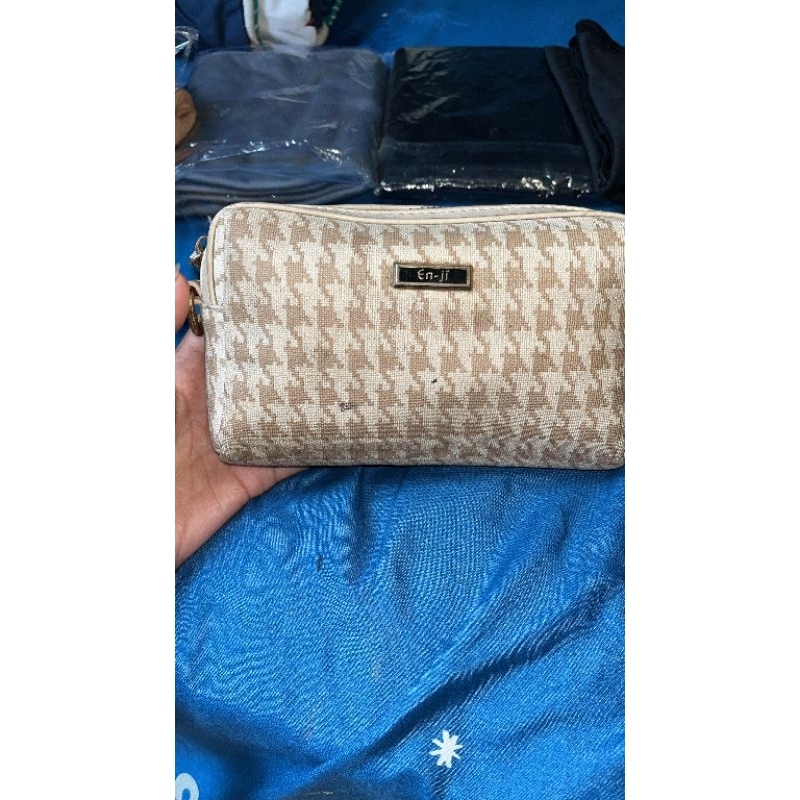 pouch enji