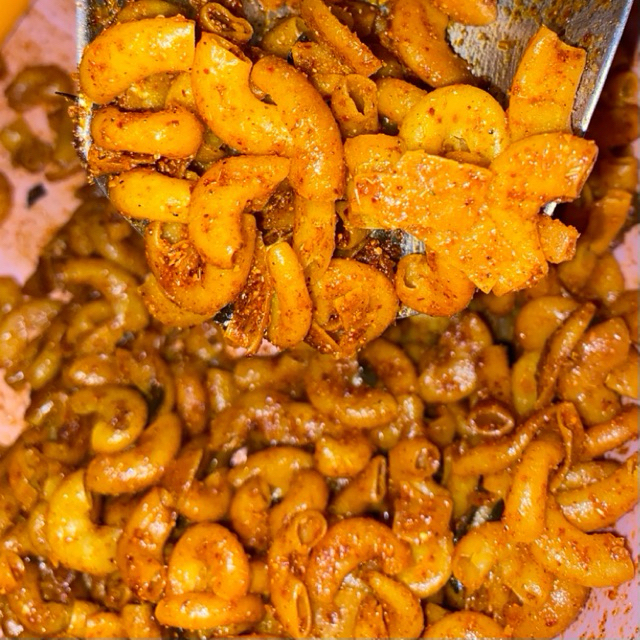 

Makaroni KRIUK Daun jeruk 250 gram - Makanan Cemilan Snack Food