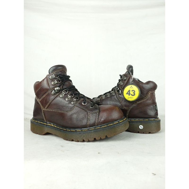 Sepatu dr martens docmart monkey boot boots england size 43