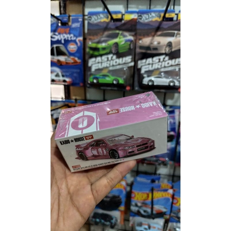 Minigt Kaido house nissan r34 pink unsealed