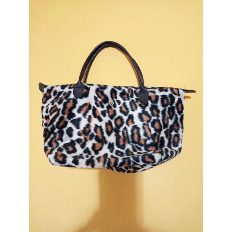tas bulu macan/leopard