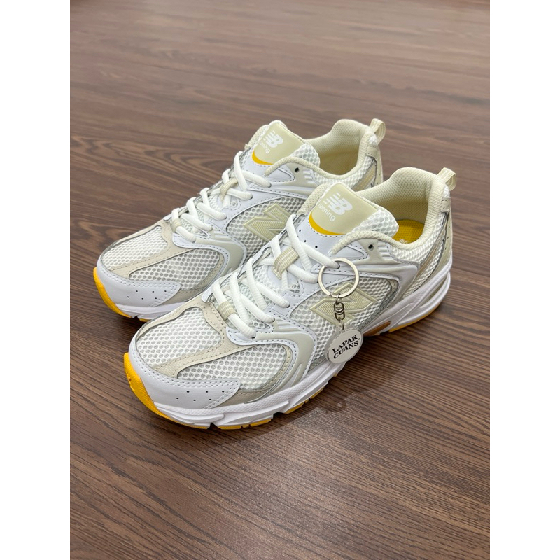 New Balance 530 White Yellow (RESMI PT. MAP)