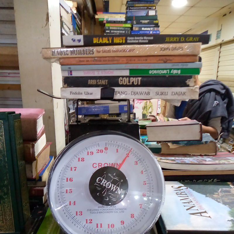 buku umum bekas 2 kilo 7 buku RP 45.000 bekas asli