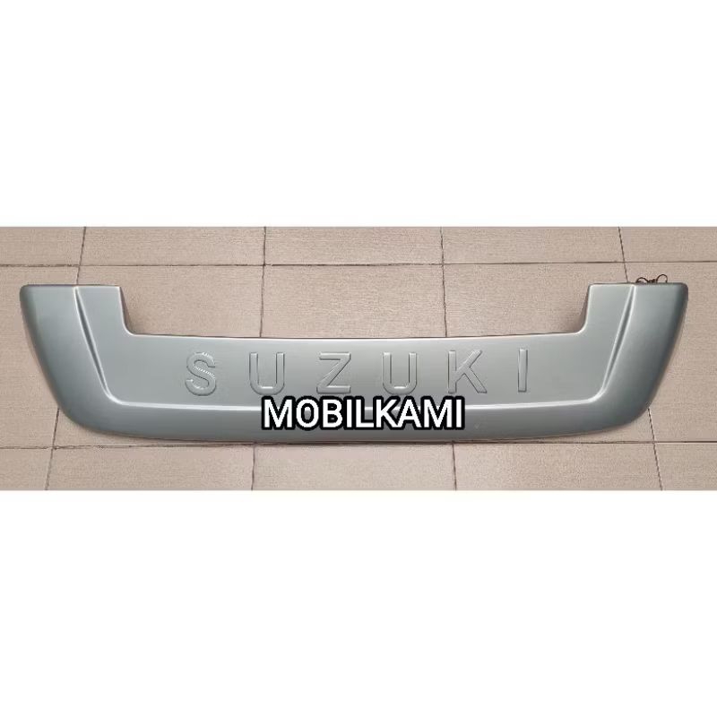 Spoiler Suzuki Escudo 1.6/ 2.0 W/ Lamp Original OEM Suzuki Made In Taiwan - Abu-abu