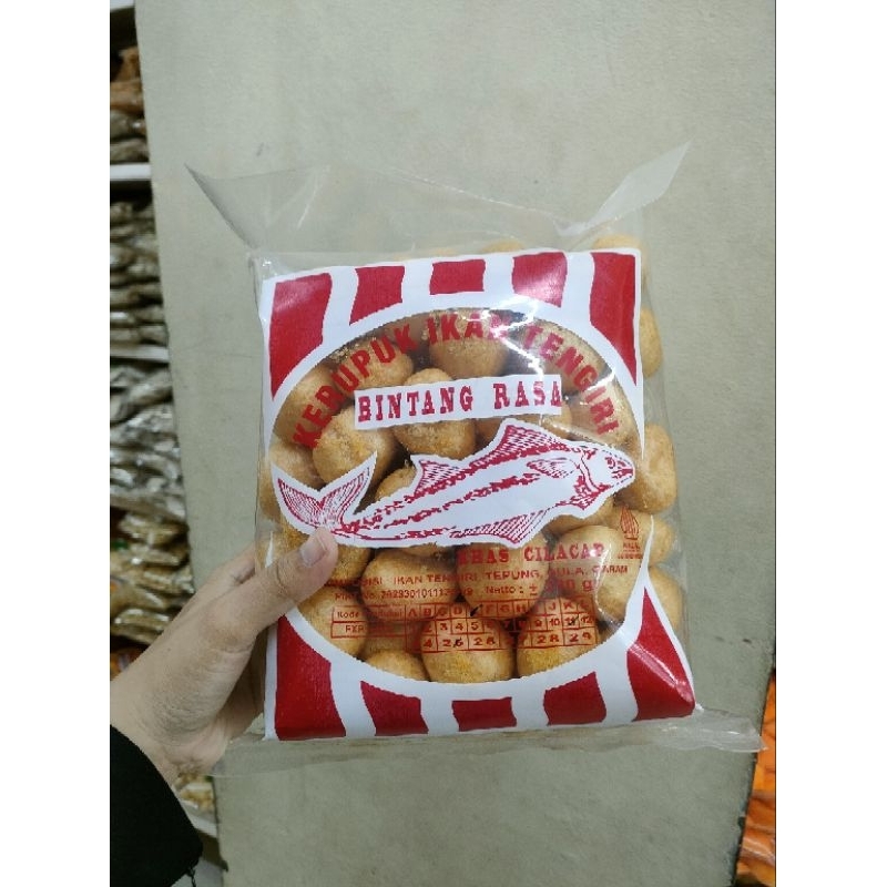 

kerupuk ikan tengiri khas cilacap bulat