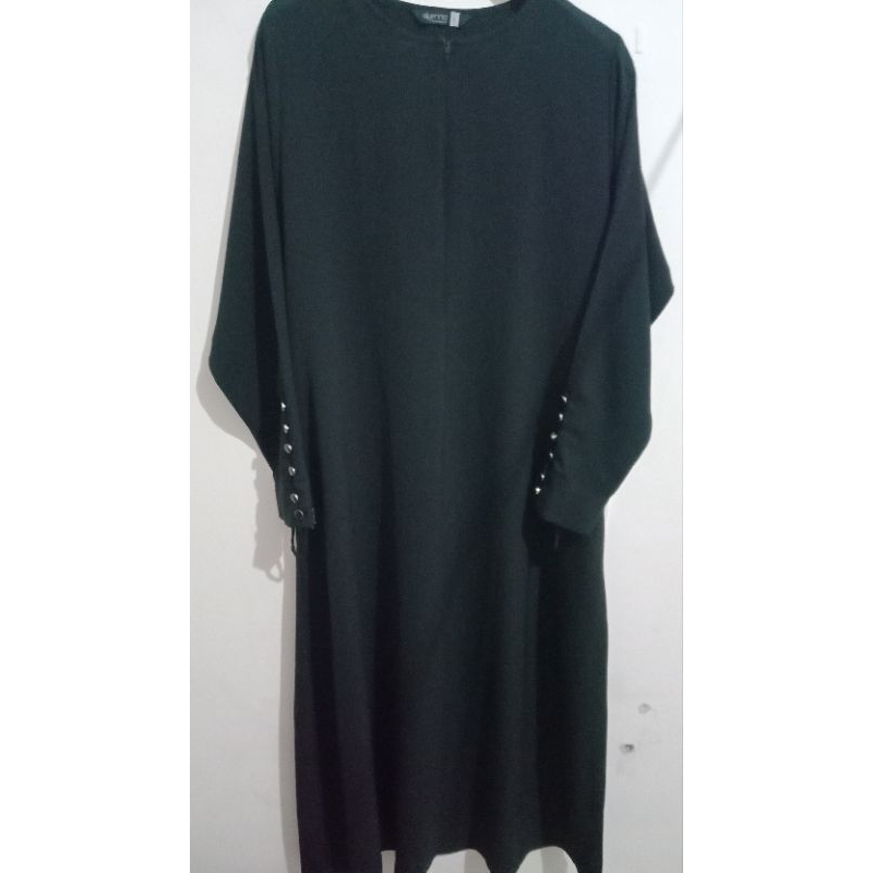 saila aljenna black L