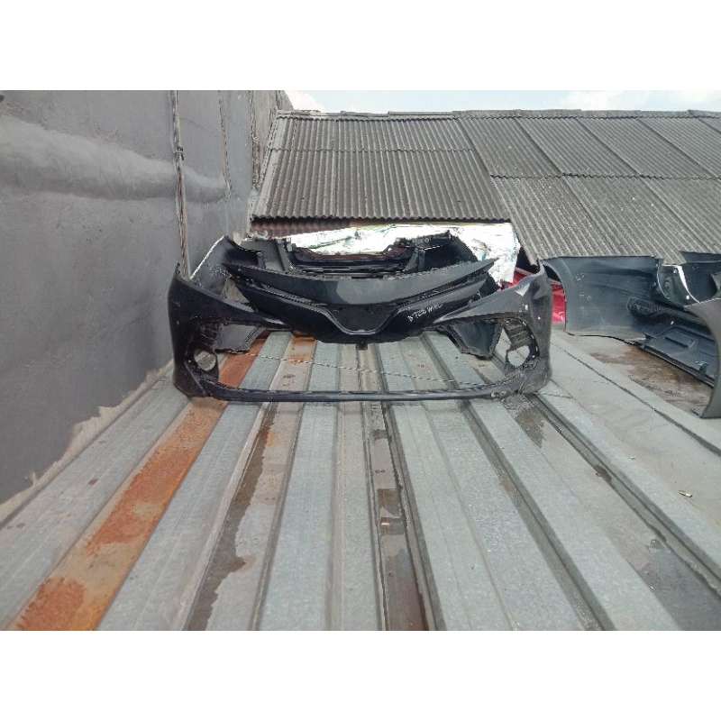 bemper depan Toyota Camry 2019 2020 2021