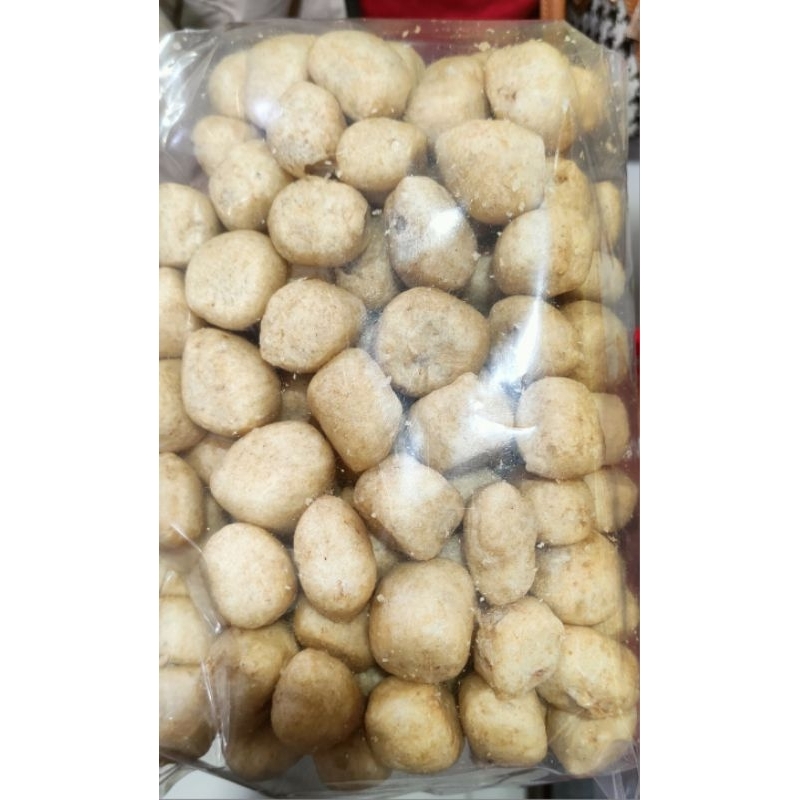 

Kerupuk Ikan/Kerupuk Bola Ikan