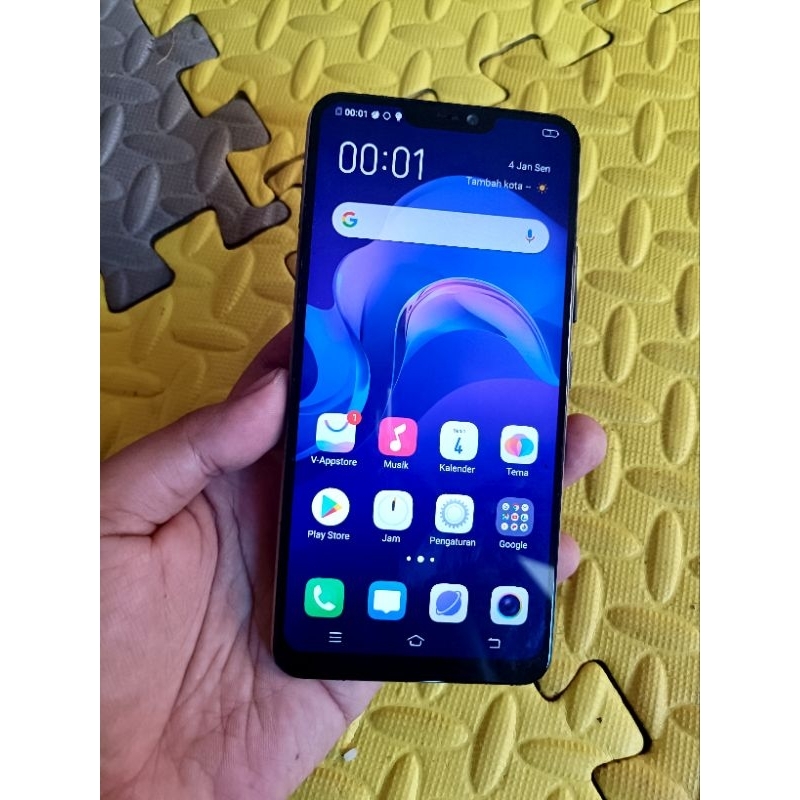 VIVO V9 RAM 4/64 SECOND