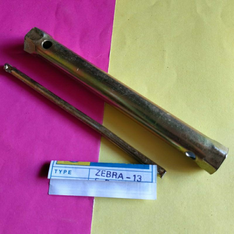 KUNCI BUSI MOBIL DAIHATSU ZEBRA / SEBRA