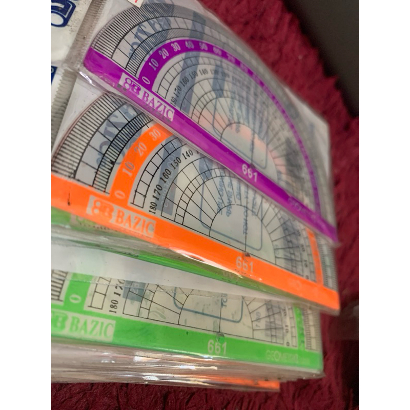 

penggaris setengah lingkaran