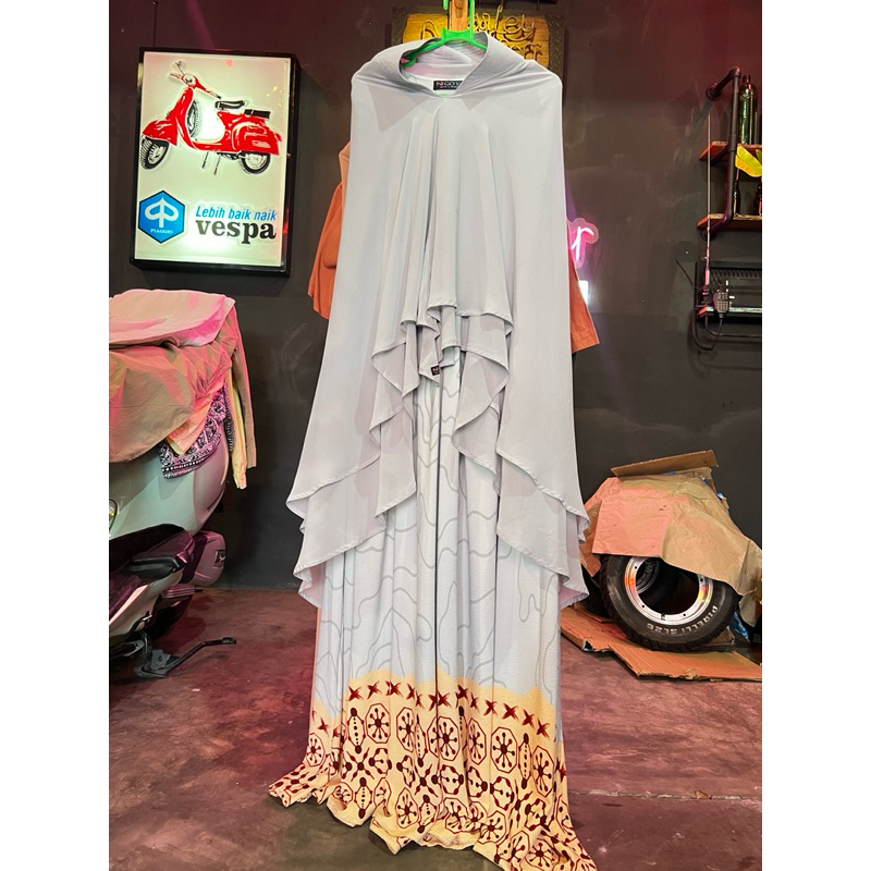 PRELOVED Gamis Syari Set Khimar NIGOYA – Motif Etnik Lembut, Look Anggun & Rapi