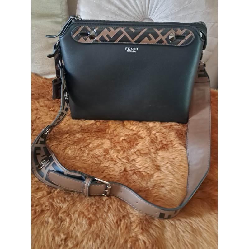 FENDI PRELOVED BAG
