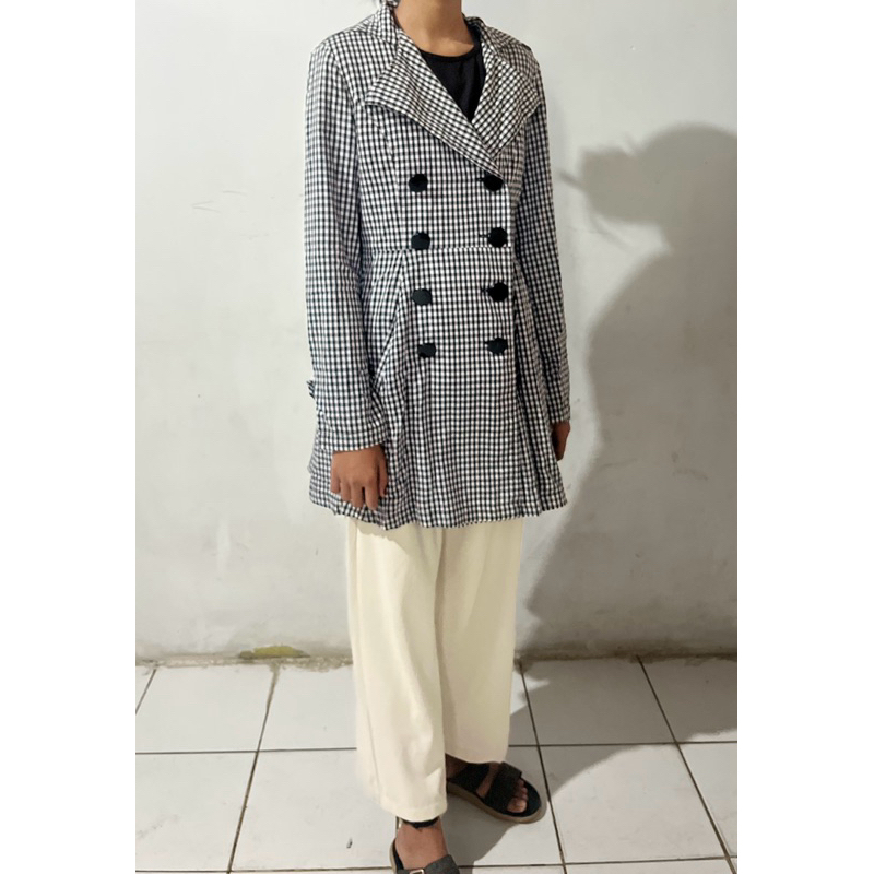 Preloved long blazer kotak2