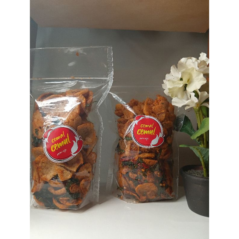 

KERUPUK BASRENG PEDAS DAUN JERUK PUTRI RAJA