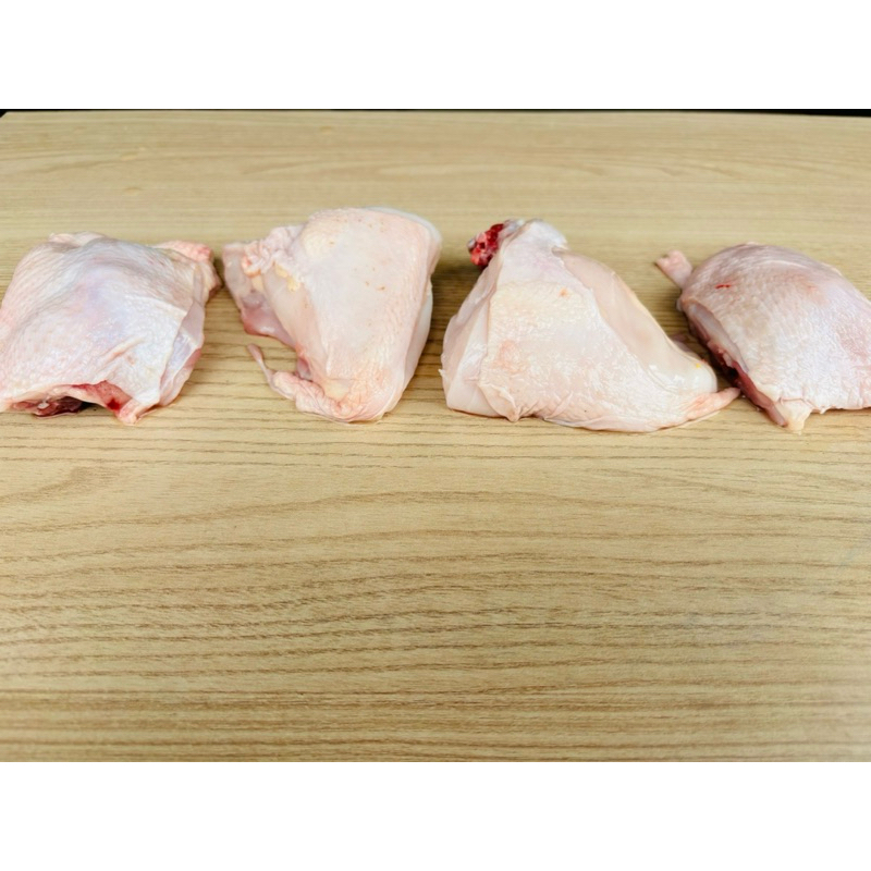 

Ayam Potong 1kg/ Ayam utuh